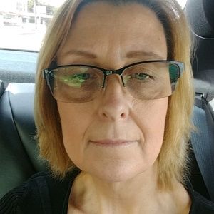 Meet your Posher, Karla